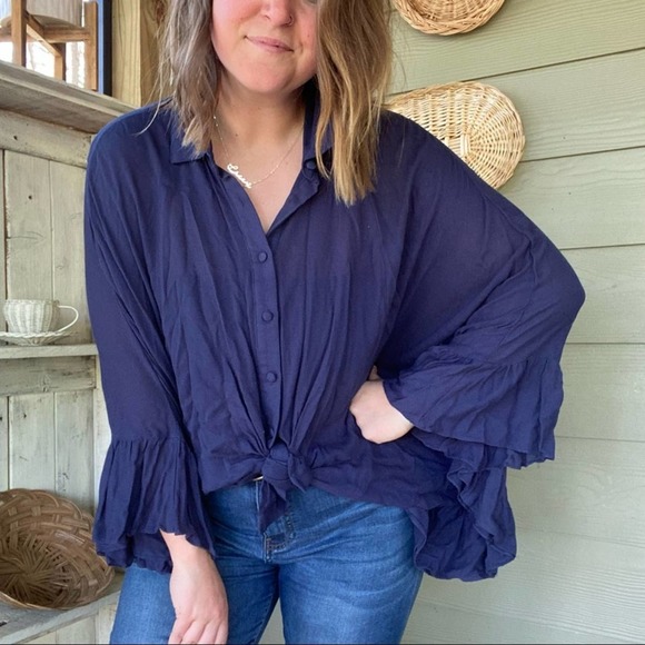 Altar’d State navy blue ruffle poncho top - Picture 4 of 8